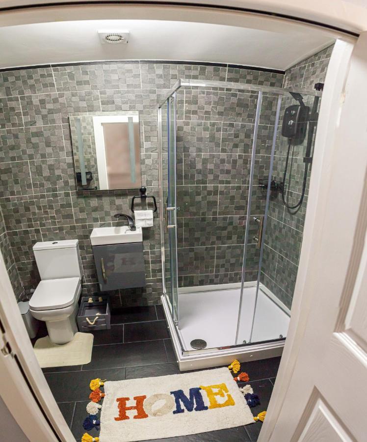 Luxury Comfort 1 Bedroom Suite バーミンガム エクステリア 写真